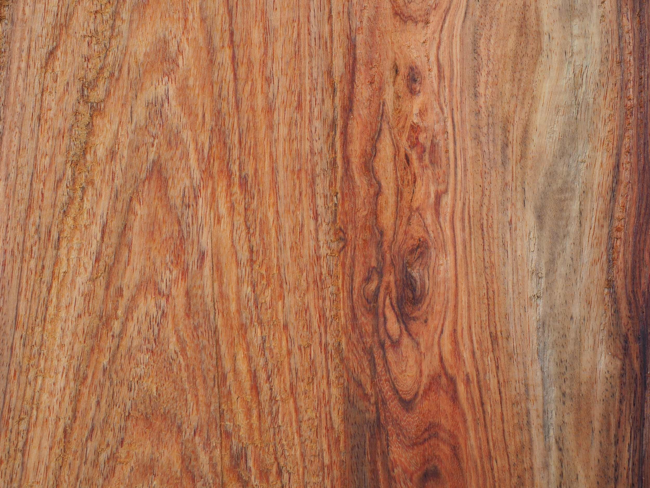 African Padauk grain